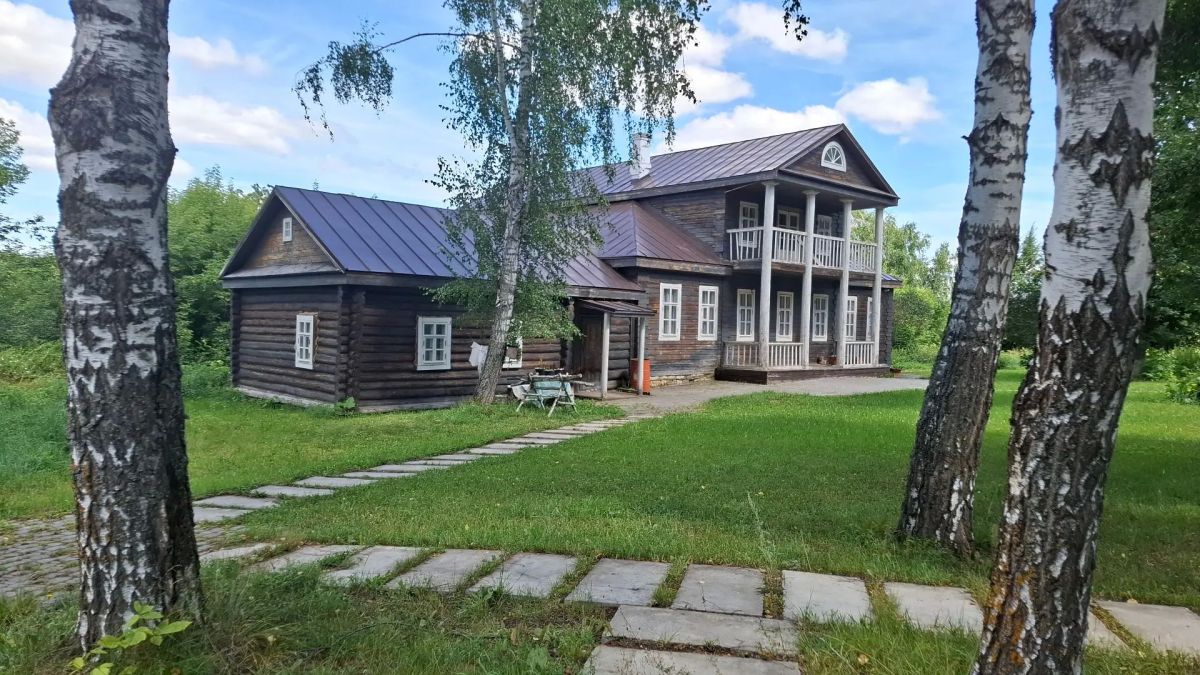 Исторический облик вернули деревянному флигелю в музее-заповеднике Ленино-Кокушкино Исторический облик вернули деревянному флигелю в музее-заповеднике Ленино-Кокушкино