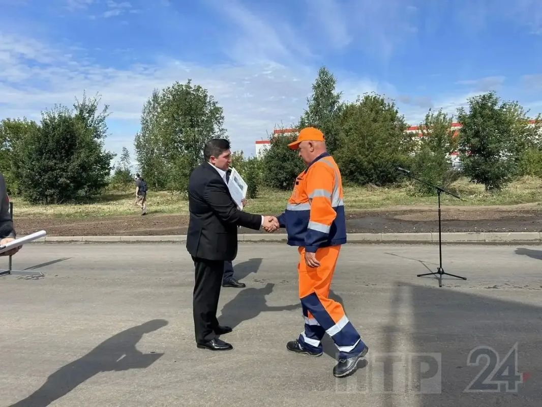 После капитального ремонта открыт участок улицы Субай в Нижнекамске После капитального ремонта открыт участок улицы Субай в Нижнекамске