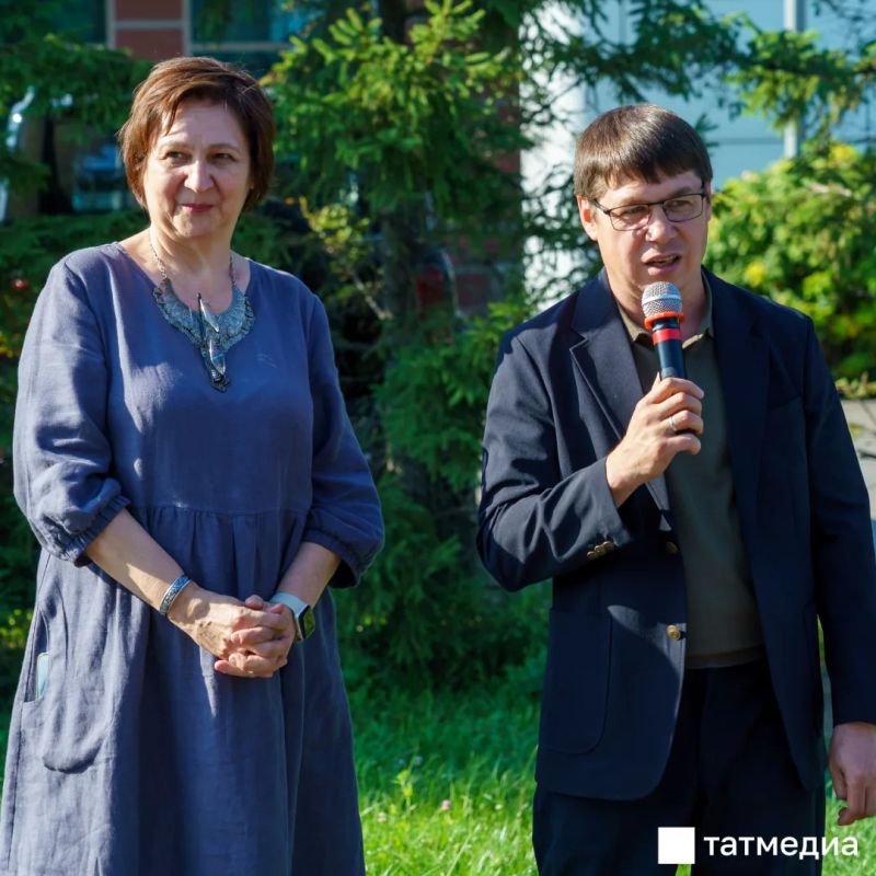 Накануне в Казани прошел праздник журнала «Сембик» - «Мтршкле чй» Накануне в Казани прошел праздник журнала «Сембик» - «Мтршкле чй»