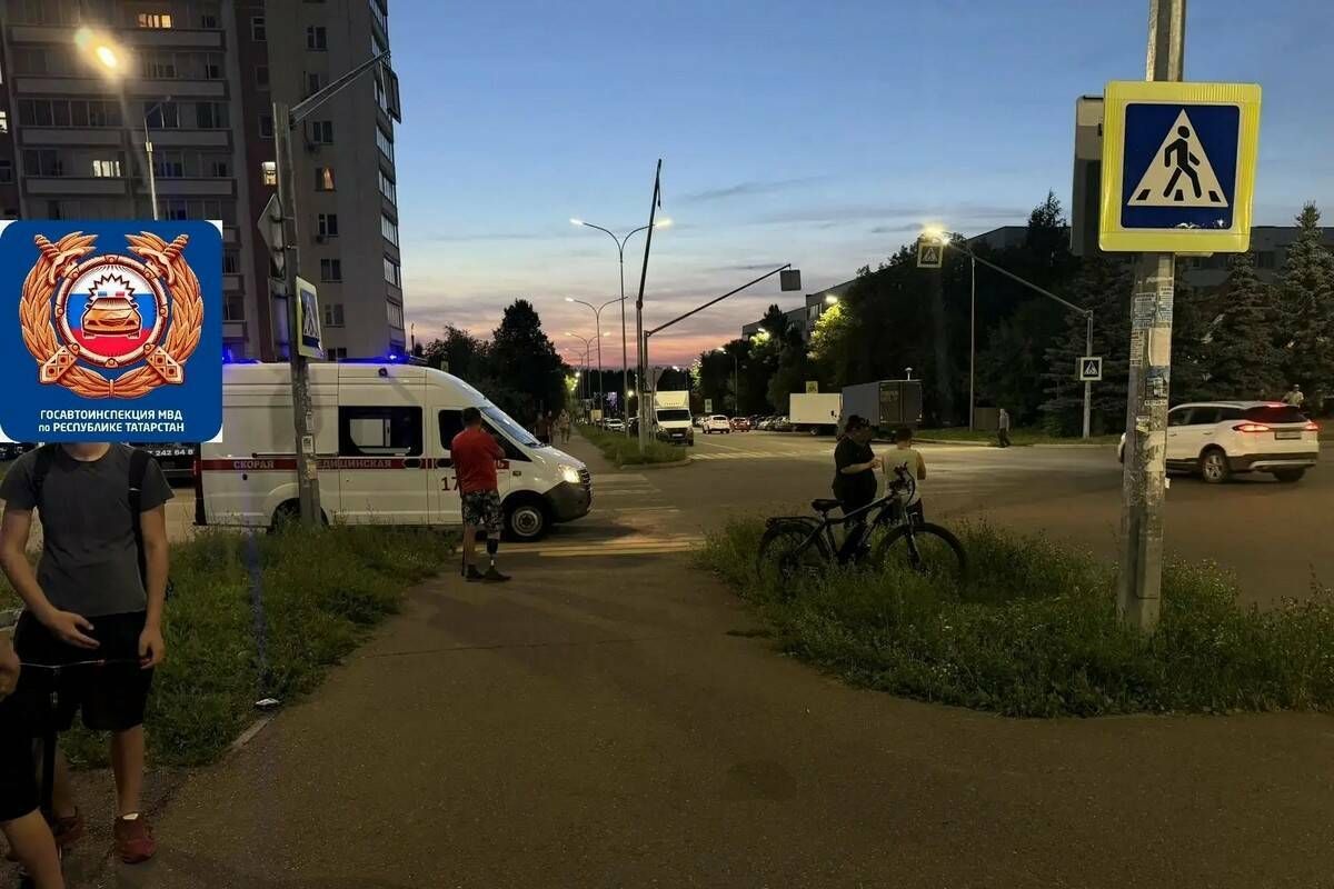 В Набережных Челнах электровелосипедист сбил женщину на «зебре»