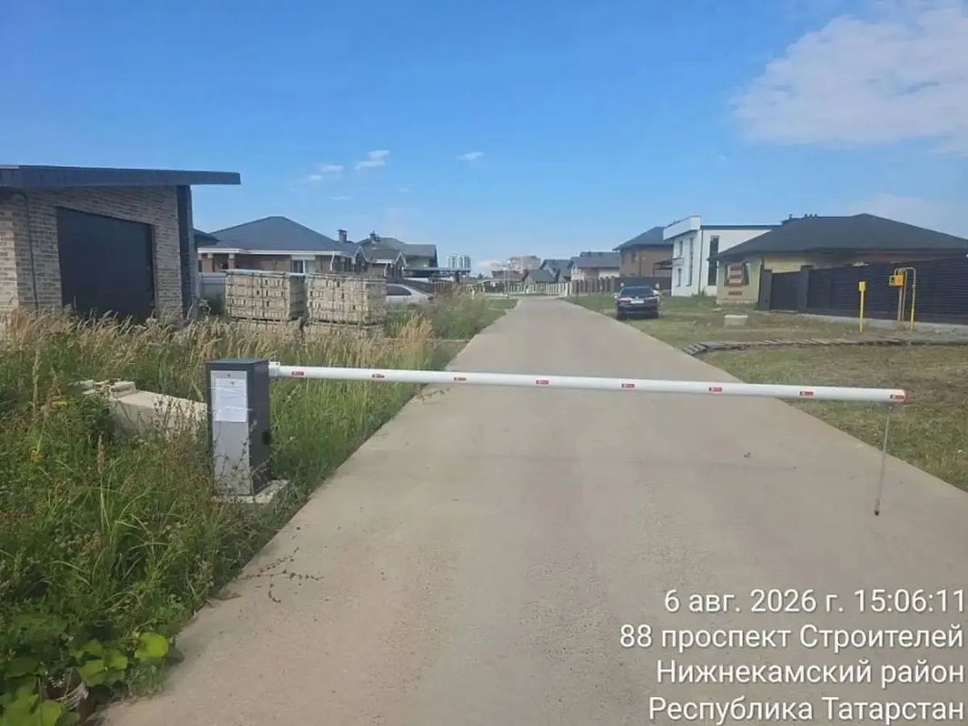 В Нижнекамске административно-техническая инспекция выдала предписания о демонтаже самовольно установленных шлагбаумов на муниципальной земле
