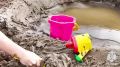 Каждый ребенок у воды должен быть под присмотром взрослых