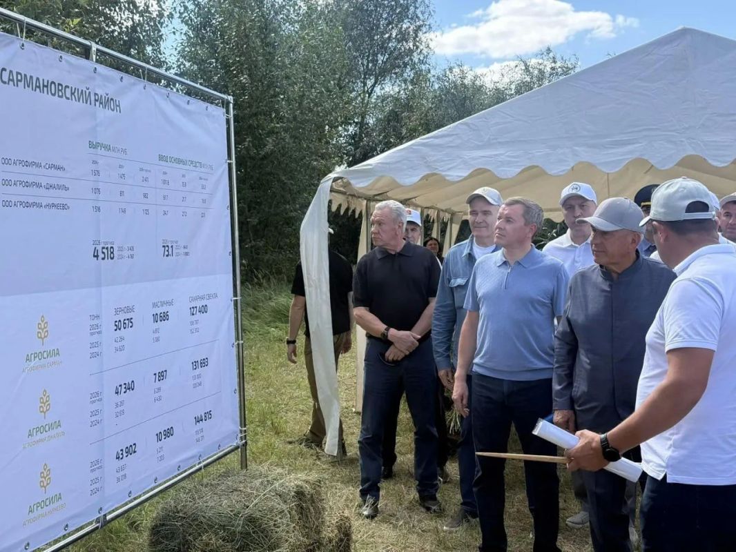 Рустам Минниханов оценил ход уборочной кампании в Сармановском районе