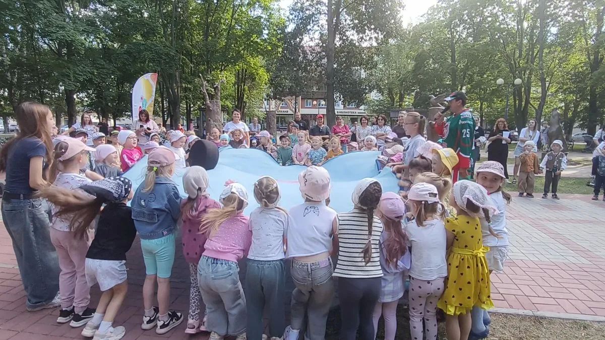 В парке Тукая прошёл спортивный праздник для детей, приуроченный ко Дню физкультурника В парке Тукая прошёл спортивный праздник для детей, приуроченный ко Дню физкультурника