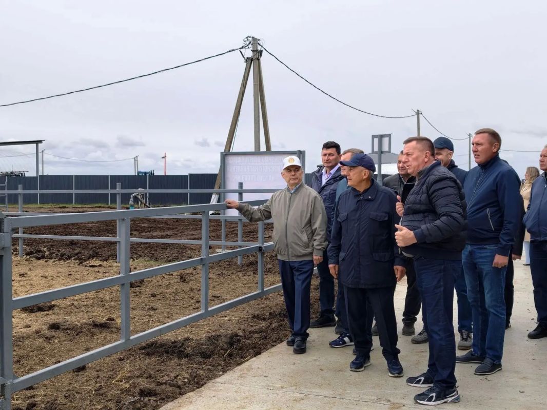 Рустам Минниханов посетил Тетюшский и Апастовский районы республики Рустам Минниханов посетил Тетюшский и Апастовский районы республики