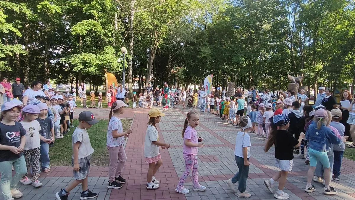 В парке Тукая прошёл спортивный праздник для детей, приуроченный ко Дню физкультурника В парке Тукая прошёл спортивный праздник для детей, приуроченный ко Дню физкультурника