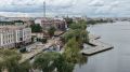 «Знаете, это такое место, которое получается даже красивее, чем нарисовано на эскизах», — отметил мэр Казани Ильсур Метшин, проверяя стройку новой набережной Кабана