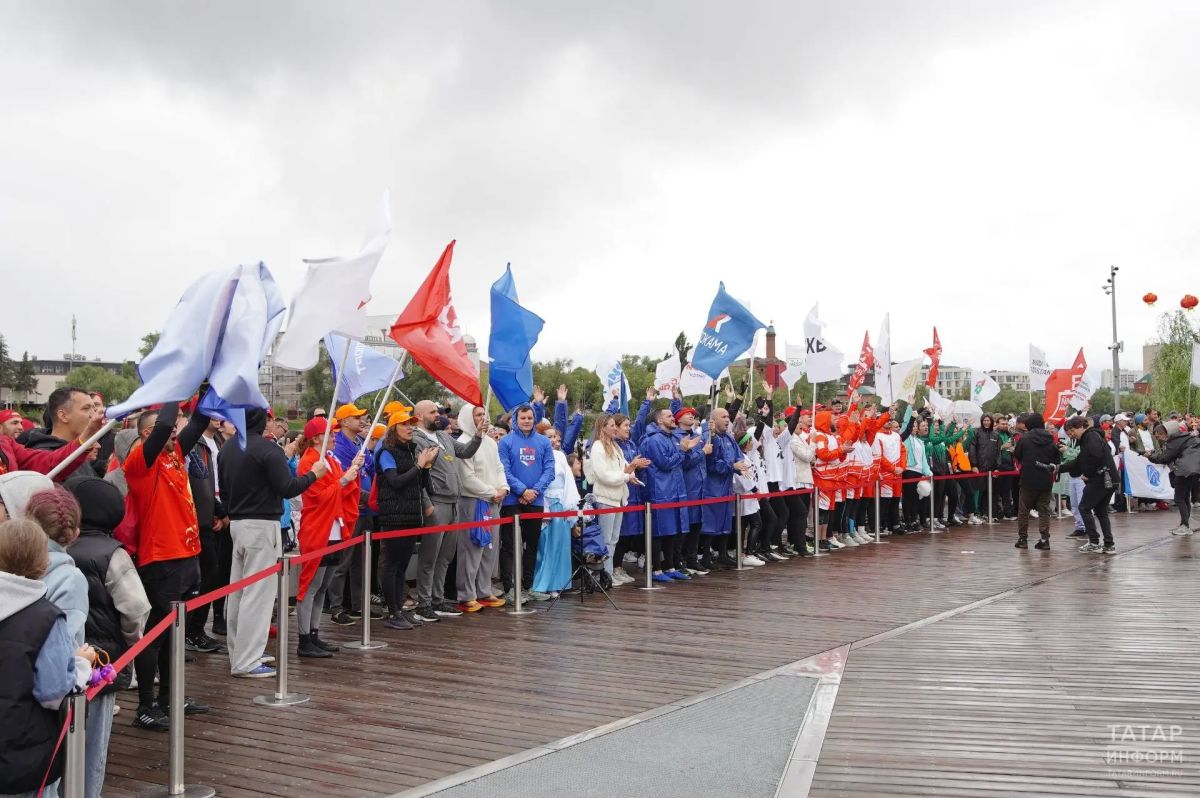 Гонки на лодках-драконах прошли на озере Кабан в рамках форума «РОСТКИ» Гонки на лодках-драконах прошли на озере Кабан в рамках форума «РОСТКИ»