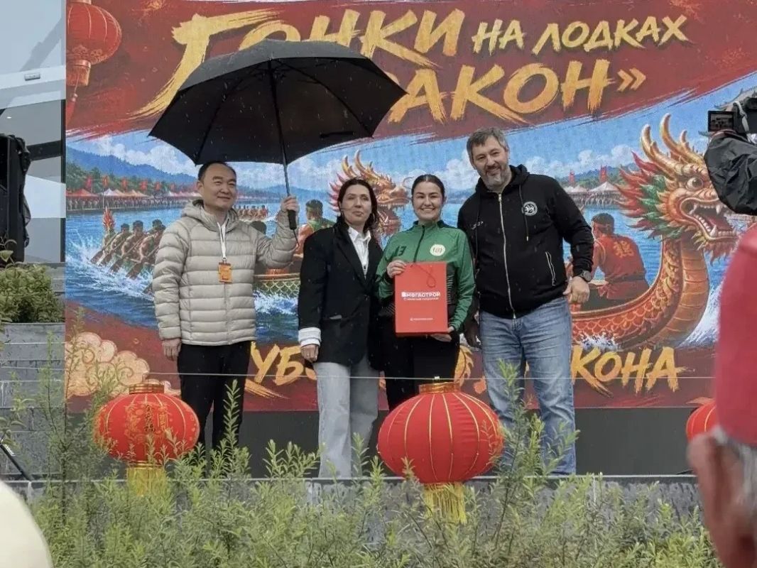 Команда Минсельхозпрода Татарстана приняла участие в гонке на лодках «Дракон» Команда Минсельхозпрода Татарстана приняла участие в гонке на лодках «Дракон»