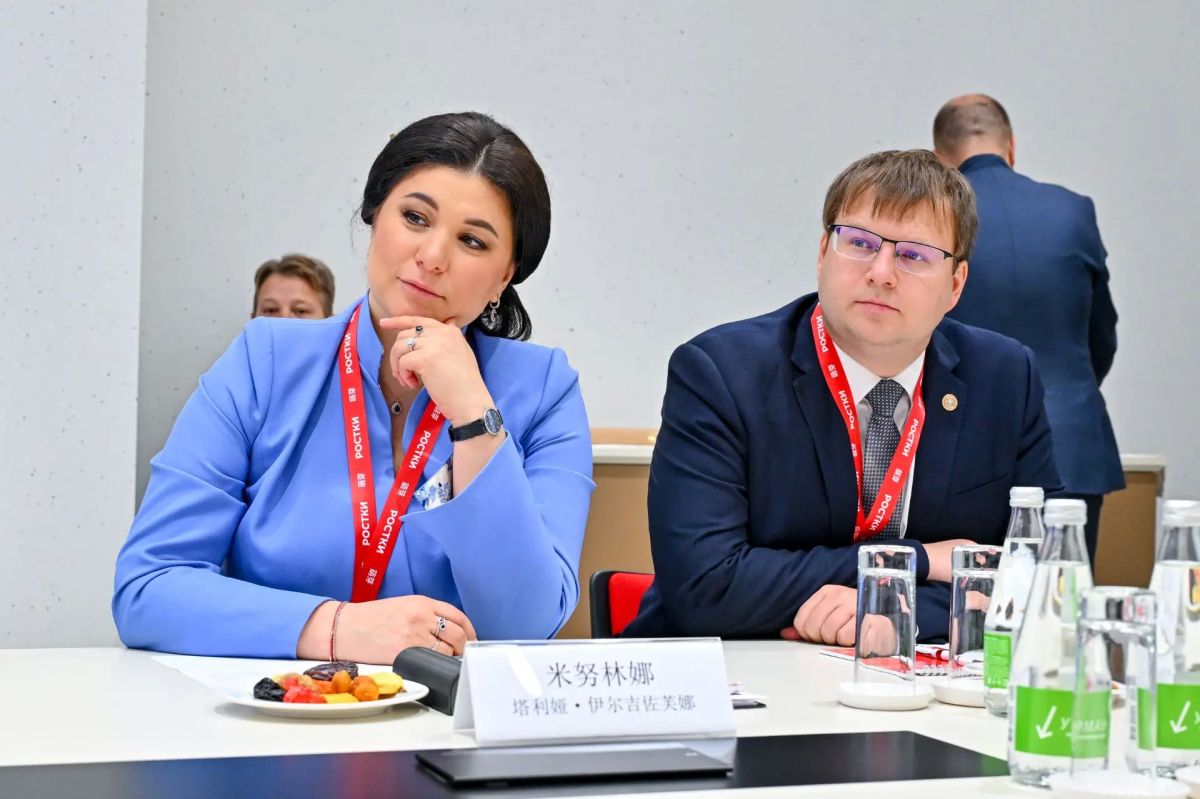 Дайджест переговоров с Китаем: день 1 Дайджест переговоров с Китаем: день 1
