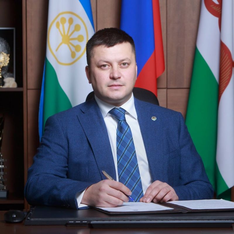 Прокуратура и власти Башкортостана обжаловали восстановление Ратмира Мавлиева в должности мэра Уфы, пишет ТАСС