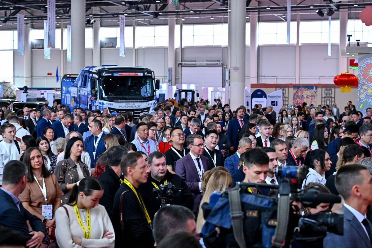 В Казани начал работу Международный форум «РОСТКИ: Россия и Китай – взаимовыгодное сотрудничество» В Казани начал работу Международный форум «РОСТКИ: Россия и Китай – взаимовыгодное сотрудничество»