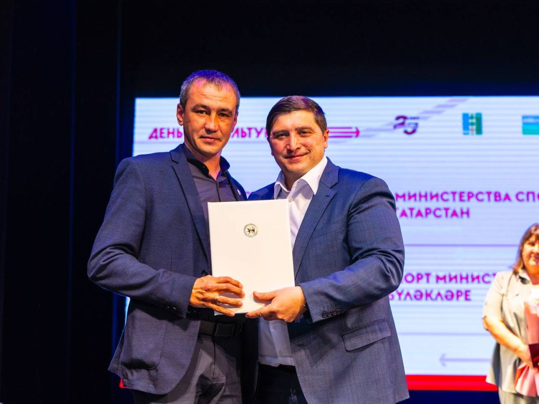 Нижнекамск ярко и по-спортивному отметил День физкультурника Нижнекамск ярко и по-спортивному отметил День физкультурника