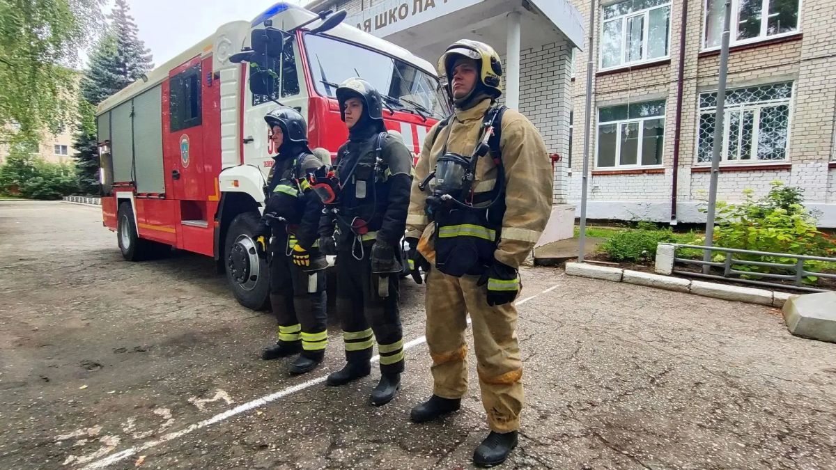 В Татарстане специалисты экстренных служб приняли участие во Всероссийских антитеррористических учениях В Татарстане специалисты экстренных служб приняли участие во Всероссийских антитеррористических учениях