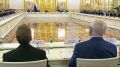 Владимир Путин поручил разработать программу восстановления поврежденных инфраструктурных объектов — в том числе при участии государства