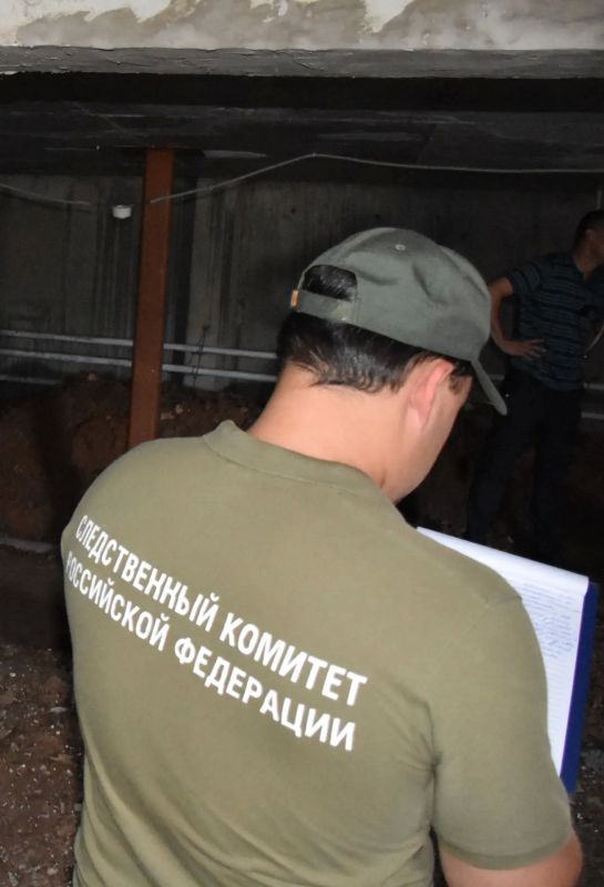 В Республике Татарстан следователи устанавливают обстоятельства травмирования женщины при обрушении лестницы в подъезде жилого дома
