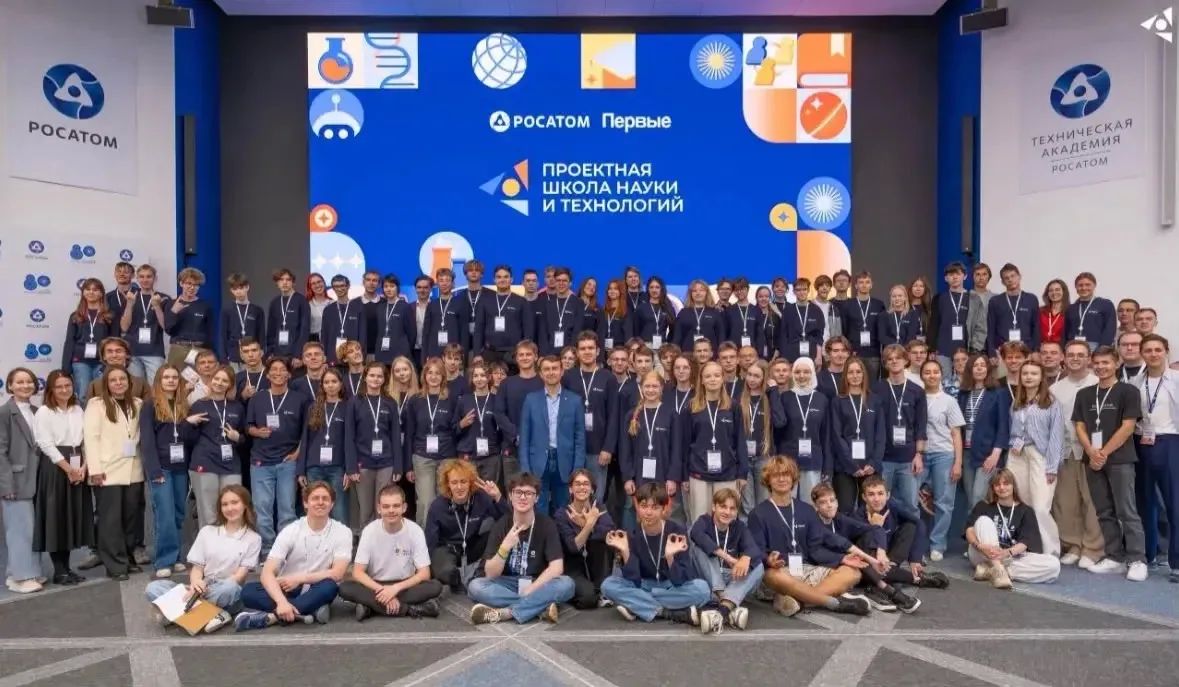 Диляра Сабирзянова — в числе лучших! Ученица из Татарстана покорила всероссийский конкурс «Реактор» Диляра Сабирзянова — в числе лучших! Ученица из Татарстана покорила всероссийский конкурс «Реактор»