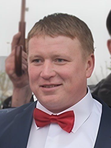 Процесс по иску прокурора Татарстана Альберта Суяргулова к экс-куратору казанских ливневок Александру Голякову и его семье стартует 23 сентября Процесс по иску прокурора Татарстана Альберта Суяргулова к экс-куратору казанских ливневок Александру Голякову и его семье стартует 23 сентября