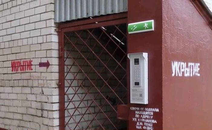Еще шесть электронных замков установят в укрытиях Нижнекамска