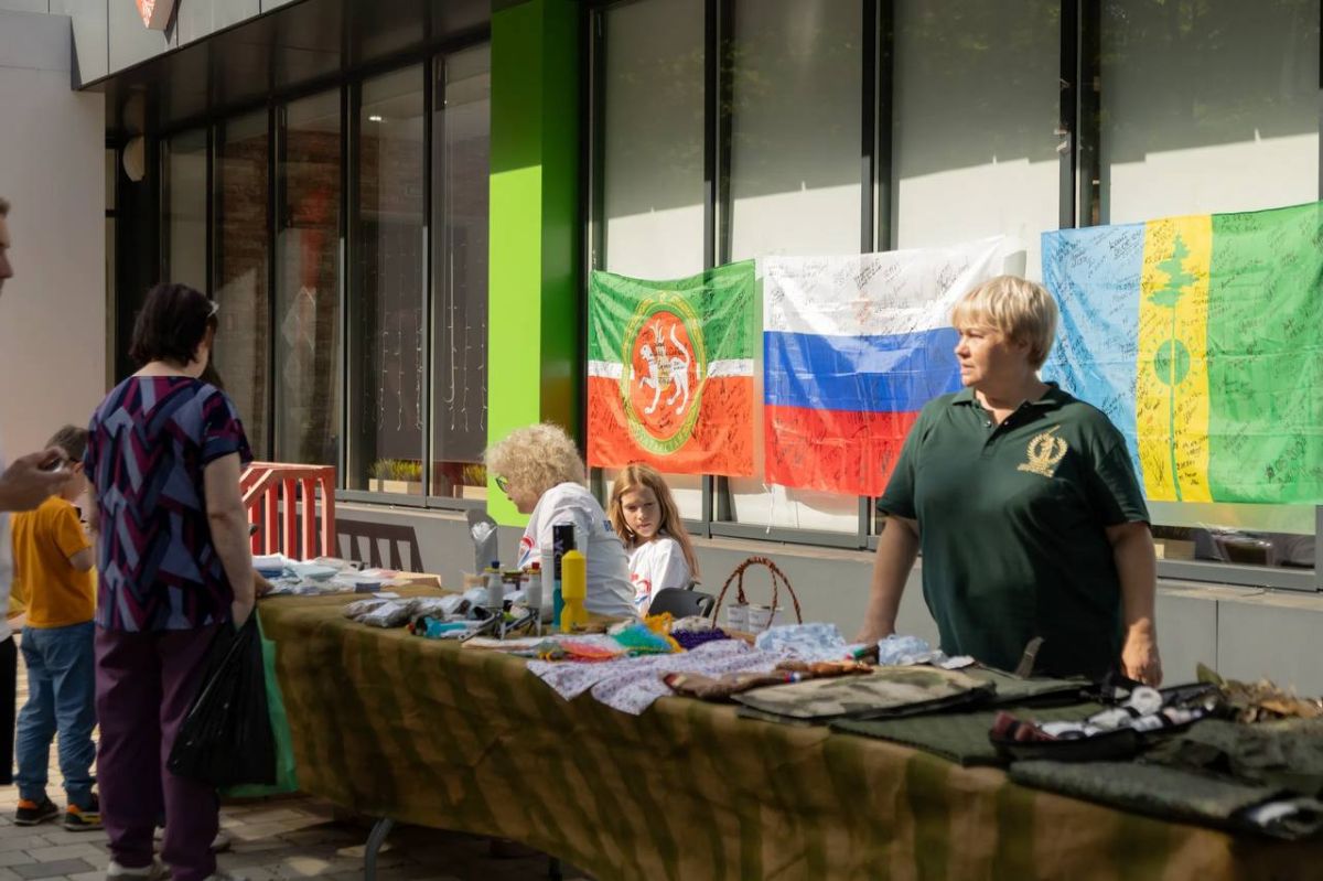 Сегодня в МЦИ «Ковер» прошёл добрый и душевный фестиваль «Мой папа — герой» Сегодня в МЦИ «Ковер» прошёл добрый и душевный фестиваль «Мой папа — герой»