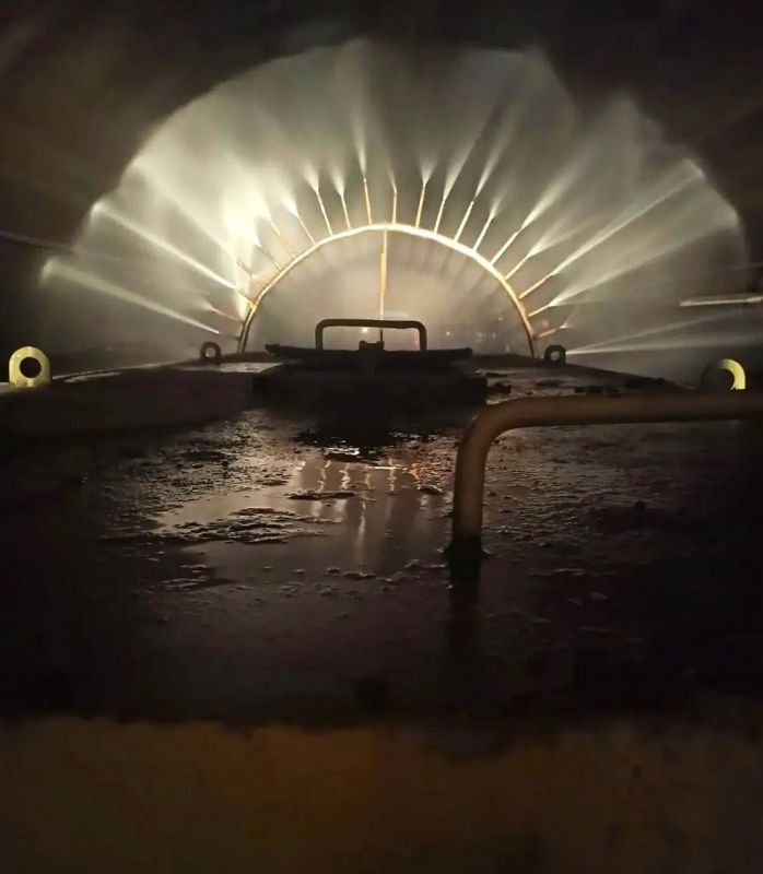 В метро Казани вымыли тоннели и обновили инфраструктуру станций