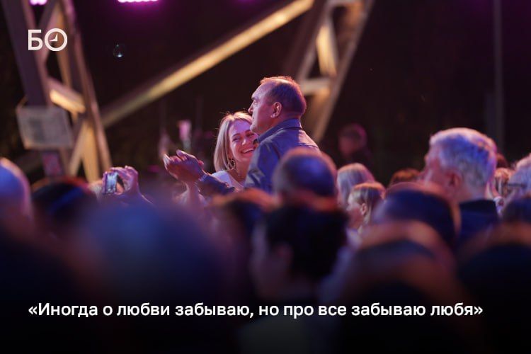 Зрители еще не успели отойти от торжественного открытия музыкального фестиваля «Новая волна – 2026» в Казани, где выступили сливки отечественной эстрады, как накануне стартовал первый конкурсный день и трибьют-концерт Юрию... Зрители еще не успели отойти от торжественного открытия музыкального фестиваля «Новая волна – 2026» в Казани, где выступили сливки отечественной эстрады, как накануне стартовал первый конкурсный день и трибьют-концерт Юрию...