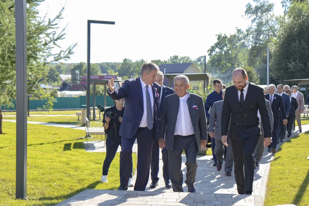 Раис Татарстана: Бавлинская земля стала школой профессионального мастерства для целой плеяды выдающихся нефтяников Раис Татарстана: Бавлинская земля стала школой профессионального мастерства для целой плеяды выдающихся нефтяников