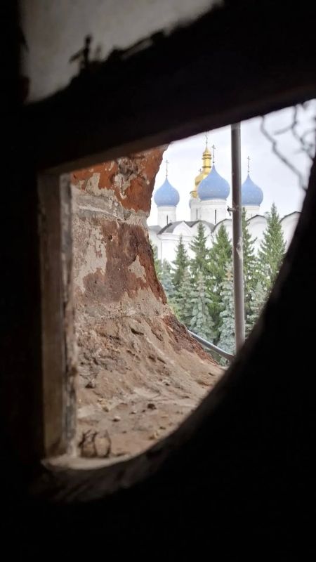 Символ Казани: на башне Сююмбике ведется масштабная реставрация Символ Казани: на башне Сююмбике ведется масштабная реставрация