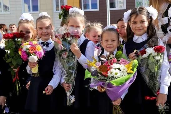 В школах Казани будут учиться около 183 тысяч детей