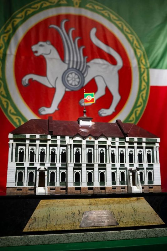 Губернаторский дворец: 175 лет в центре исторических событий Губернаторский дворец: 175 лет в центре исторических событий