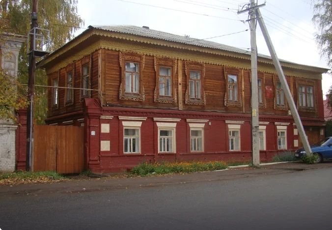 В Елабуге выставлены на продажу за 1 рубль два исторических здания В Елабуге выставлены на продажу за 1 рубль два исторических здания