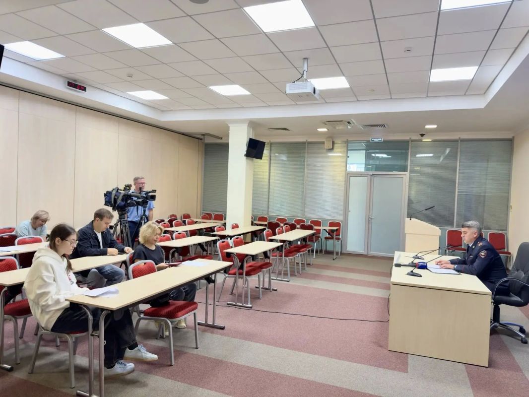 В МВД Татарстана состоялась пресс-конференция, посвященная вопросам противодействия незаконному обороту наркотических веществ и психотропных веществ В МВД Татарстана состоялась пресс-конференция, посвященная вопросам противодействия незаконному обороту наркотических веществ и психотропных веществ