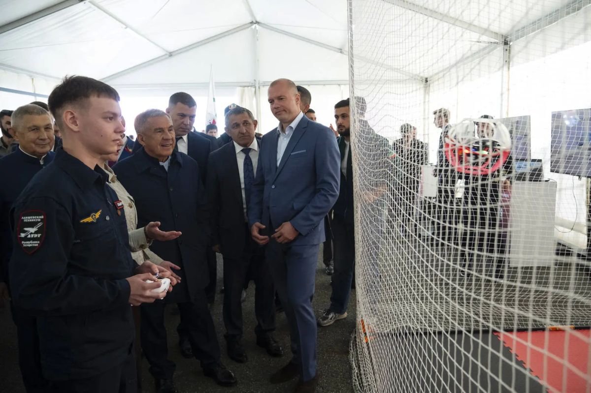 Открылся второй этап Первого единого чемпионата по беспилотным технологиям на Кубок Раиса РТ Открылся второй этап Первого единого чемпионата по беспилотным технологиям на Кубок Раиса РТ