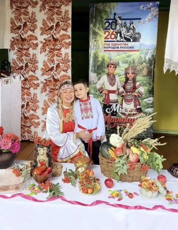 Маленькая, но сильная любовь к большой республике Маленькая, но сильная любовь к большой республике