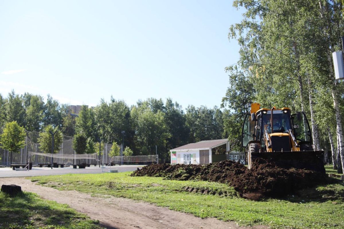 В парке «Семья» идут плановые работы по обновлению общественных пространств В парке «Семья» идут плановые работы по обновлению общественных пространств
