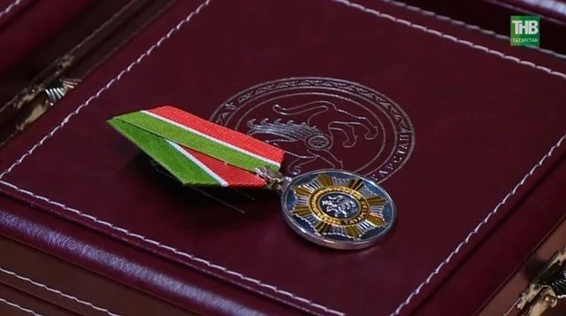 В зоне СВО вручили награды татарстанским бойцам и передали гумпомощь