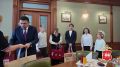 31 сентября 2026 года в преддверии «Дня знаний» в рамках акции «Помоги пойти учиться» министр внутренних дел Республики Татарстан генерал-лейтенант полиции Дамир Сатретдинов встретился с семьей многодетной сотрудницы полиции