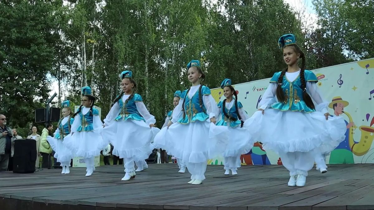 С размахом отметили День Республики в Нижнекамске С размахом отметили День Республики в Нижнекамске