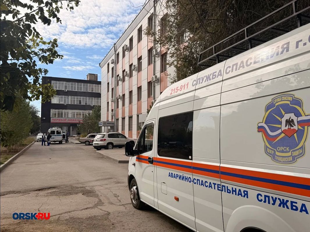 «Минируют» школы и музеи: Массовая информационная атака на города России