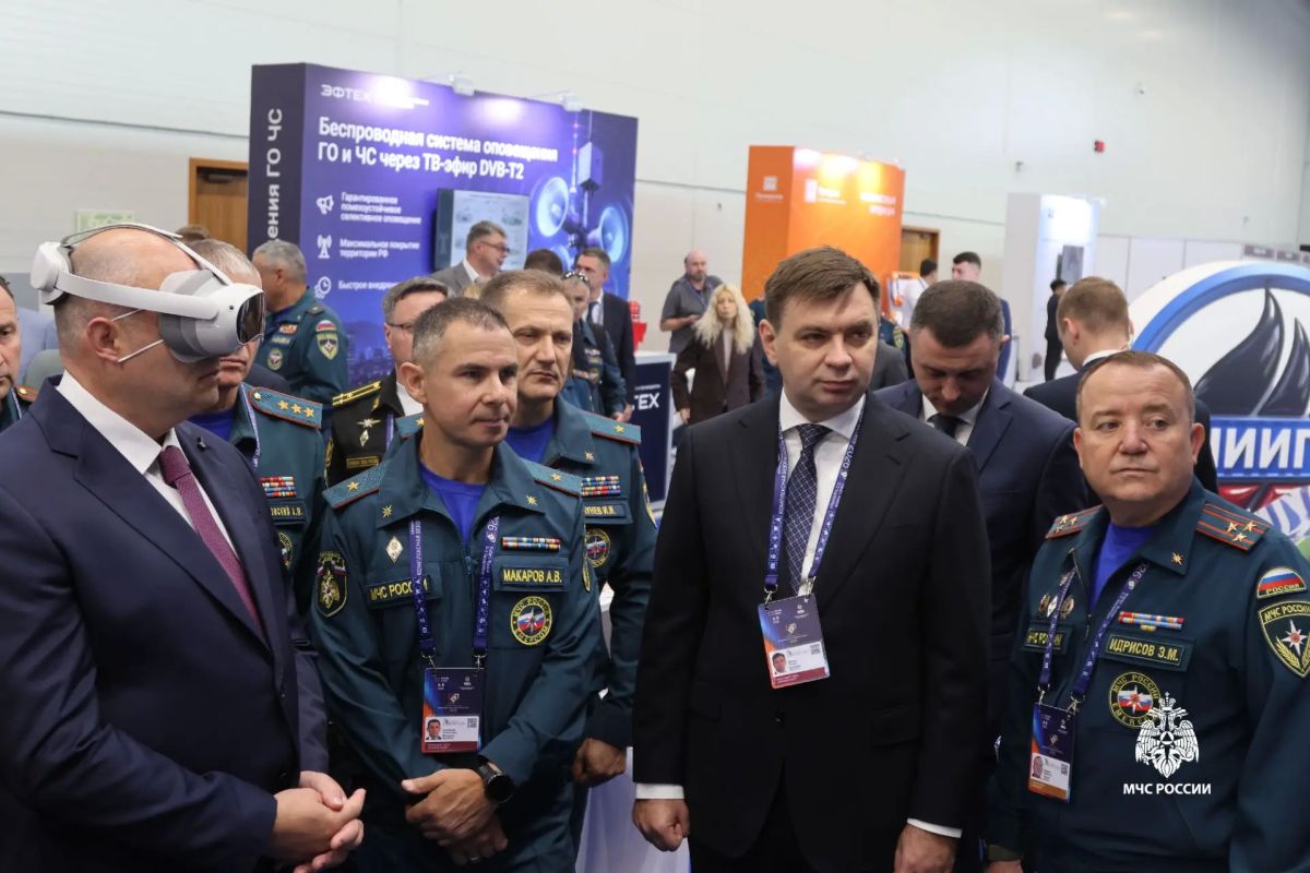 ВНИИПО МЧС России представил свои разработки на Международном салоне «Комплексная безопасность» ВНИИПО МЧС России представил свои разработки на Международном салоне «Комплексная безопасность»