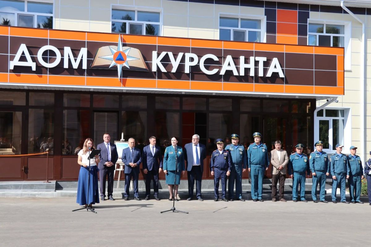 В Тетюшском колледже гражданской защиты открыли общежитие «Дом курсанта» после капремонта В Тетюшском колледже гражданской защиты открыли общежитие «Дом курсанта» после капремонта