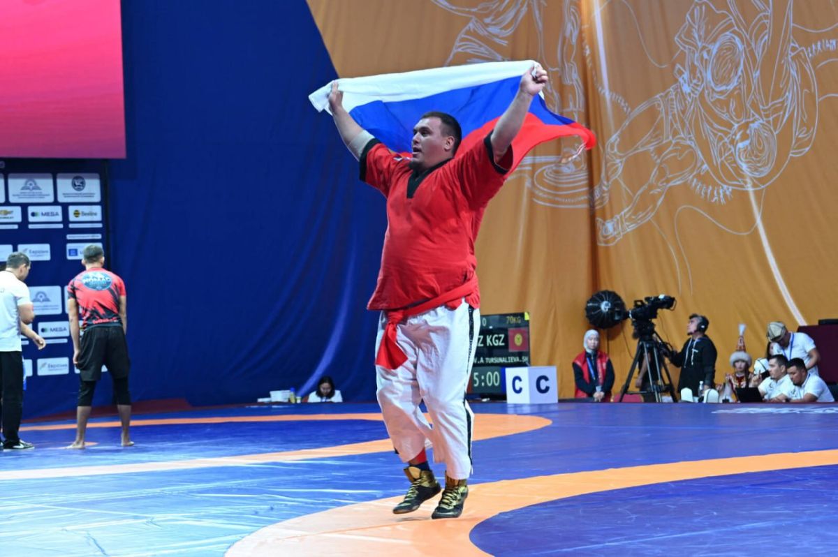 Татарстанский борец Радик Салахов второй раз победил во Всемирных играх кочевников