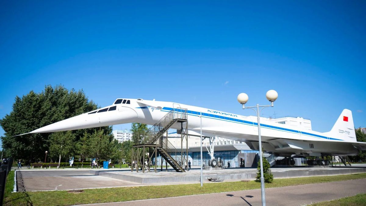 В КНИТУ-КАИ открылся интерактивный музей техники на базе легендарного Ту-144 В КНИТУ-КАИ открылся интерактивный музей техники на базе легендарного Ту-144