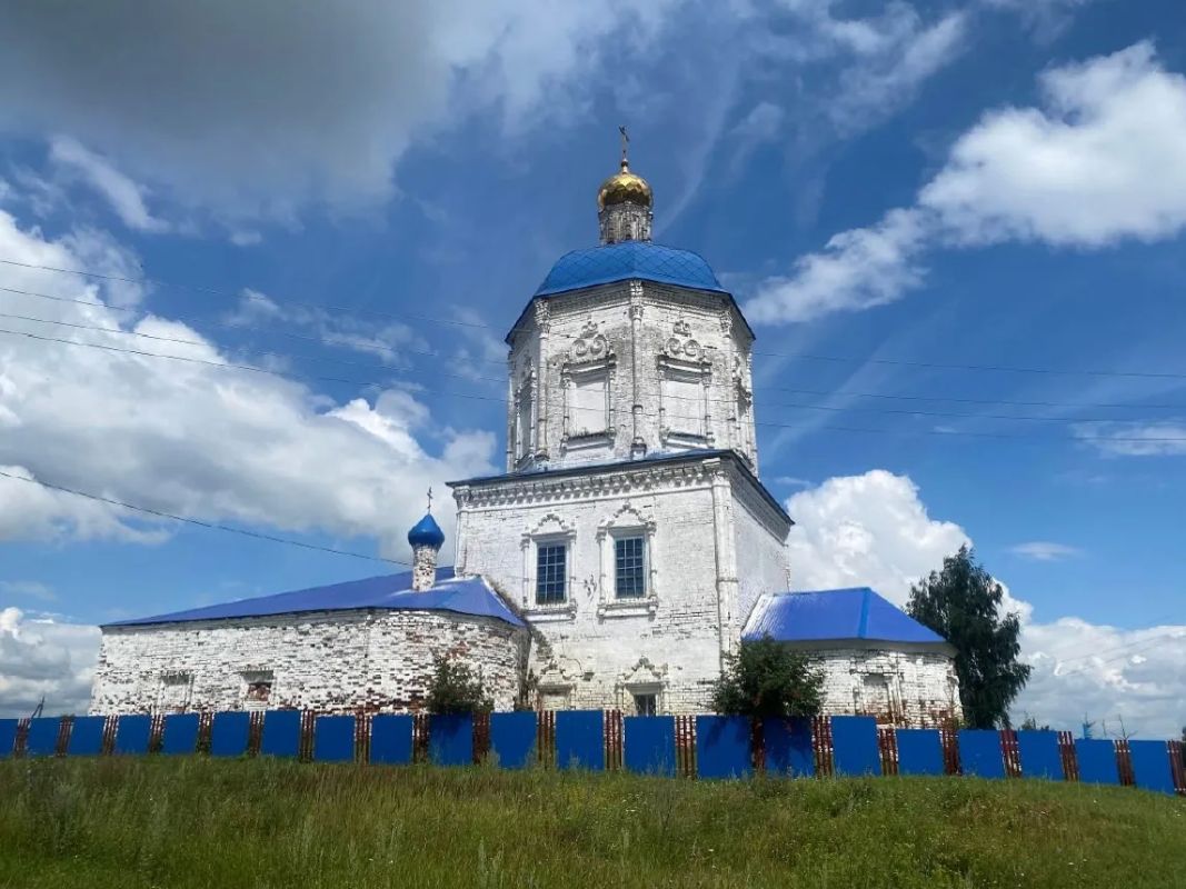В Татарстане восемь старинных храмов и мечетей получат охранный статус В Татарстане восемь старинных храмов и мечетей получат охранный статус