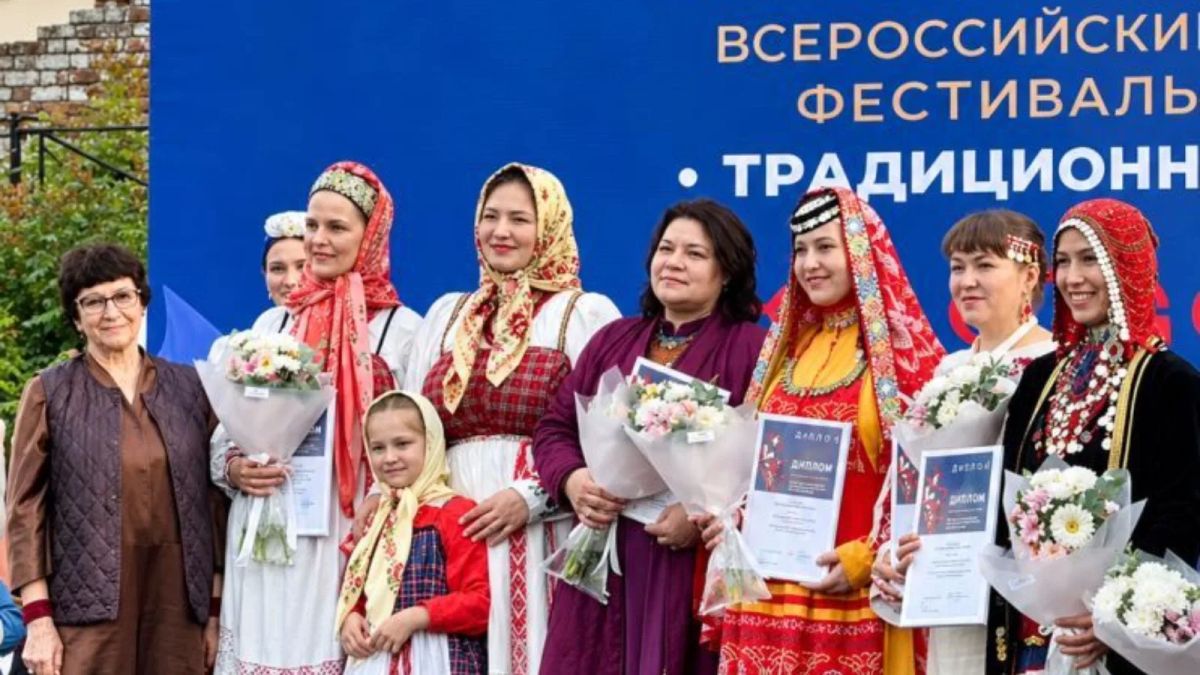 В Казани впервые прошел масштабный творческий проект — Всероссийский фестиваль «Традиционный костюм народов России»