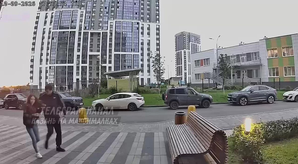 В Казани полиция проводит проверку после сообщений об избиении девушки в лифте
