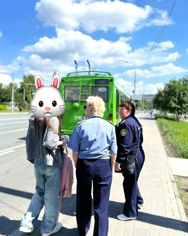 678 «зайцев» поймали в казанском электротранспорте за лето