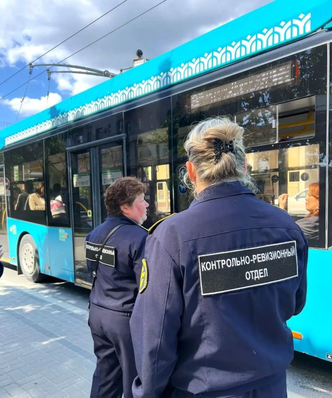 Летом в казанском транспорте поймали сотни «зайцев»