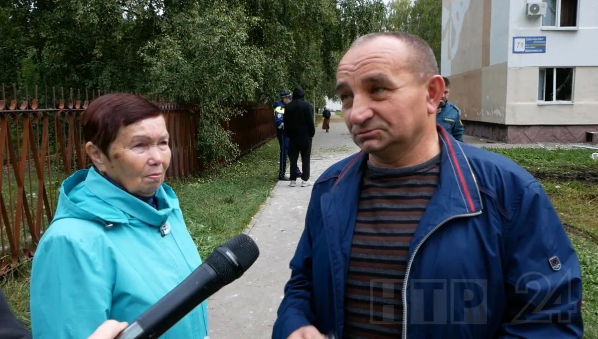 Жильцы пятиэтажки на пр. Шинников, куда попал дрон 13 сентября, рассказали о происшествии Жильцы пятиэтажки на пр. Шинников, куда попал дрон 13 сентября, рассказали о происшествии
