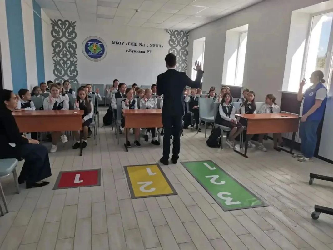 Стартовал курс «Знаю, соблюдаю ПДД» для школьников Татарстана Стартовал курс «Знаю, соблюдаю ПДД» для школьников Татарстана